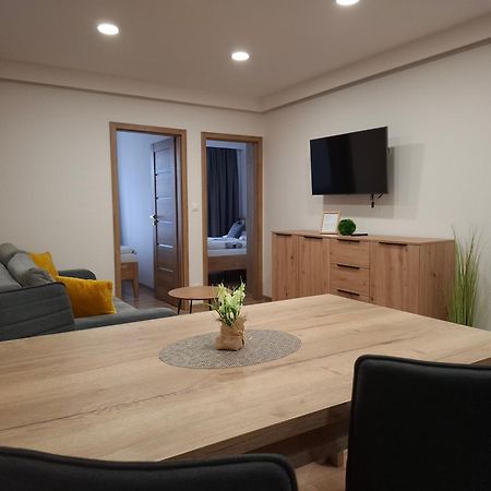 Apartmany Lumi เวลคี สลาวโคว์ ภายนอก รูปภาพ
